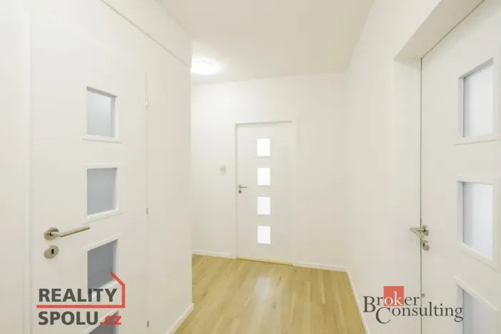 Prodej bytu 3+1, Praha - Modřany, Jordana Jovkova, 62 m2