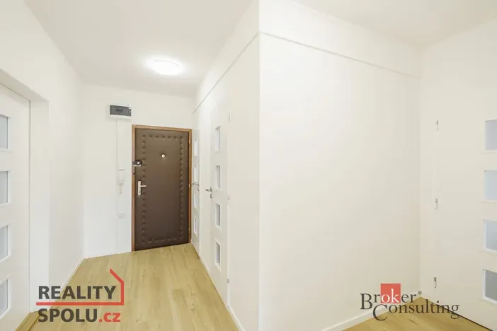 Prodej bytu 3+1, Praha - Modřany, Jordana Jovkova, 62 m2