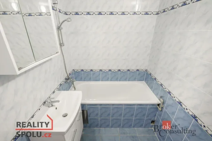 Prodej bytu 3+1, Praha - Modřany, Jordana Jovkova, 62 m2