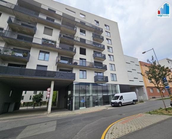 Pronájem bytu 1+kk, Plzeň - Východní Předměstí, Papírnická, 42 m2