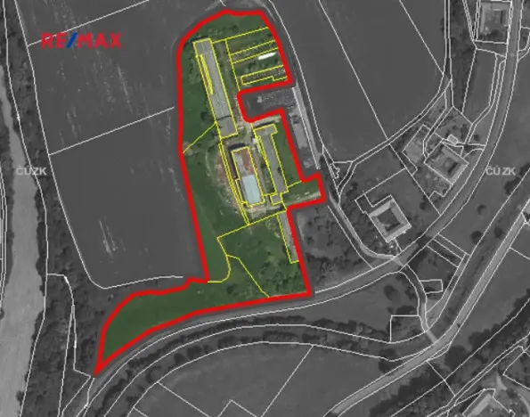 Prodej výrobních prostor, Radkov, 13527 m2