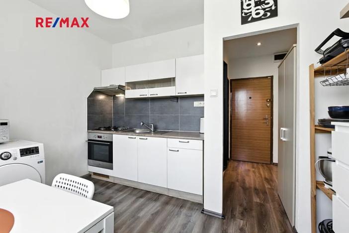 Prodej bytu 1+1, Praha - Letňany, Chlebovická, 31 m2
