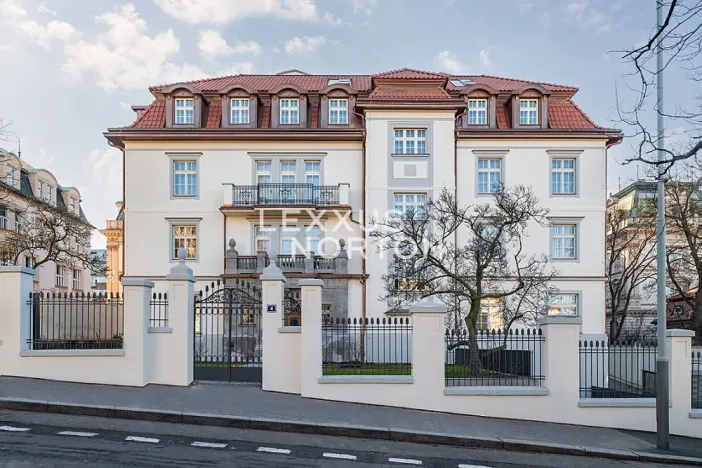 Prodej bytu 4+kk, Praha - Vinohrady, Helénská, 185 m2