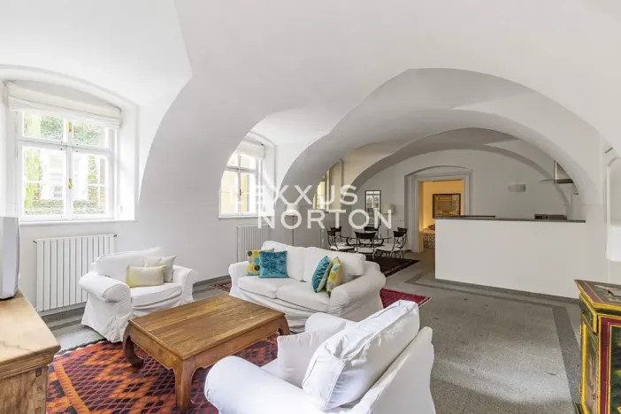 Pronájem bytu 2+kk, Praha - Malá Strana, Vlašská, 92 m2
