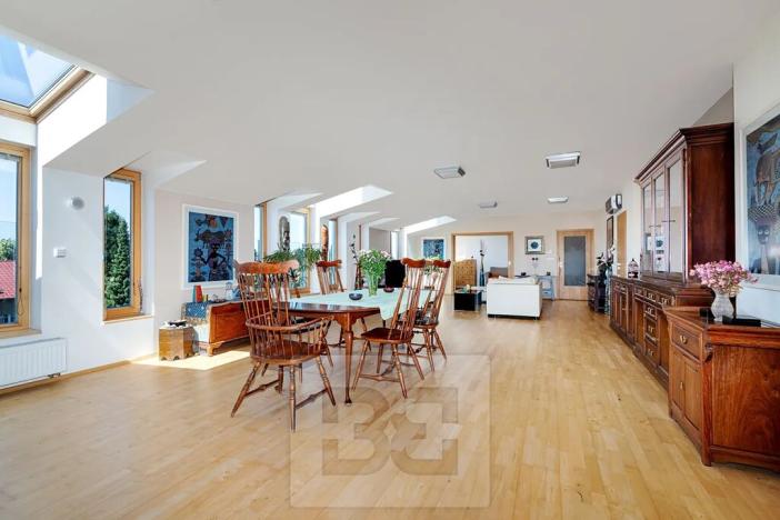 Prodej bytu 6+kk a větší, Průhonice, Uhříněveská, 264 m2
