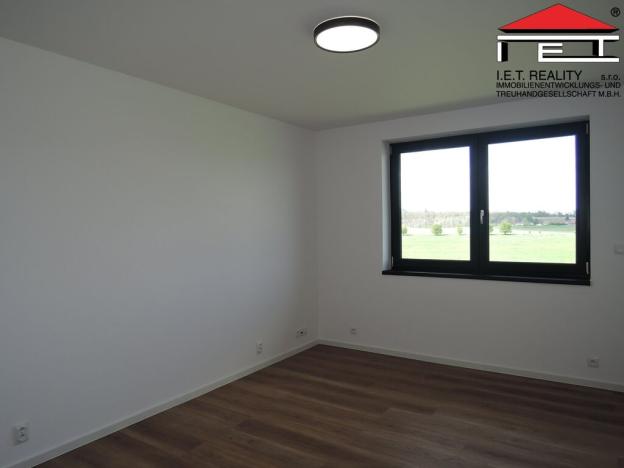 Prodej rodinného domu, Mezouň, 210 m2