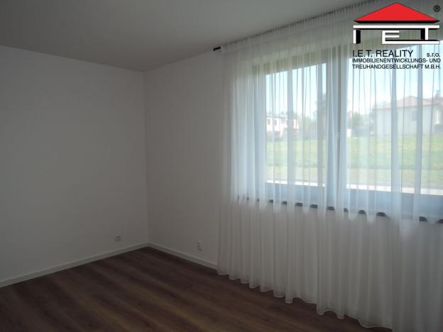 Prodej rodinného domu, Mezouň, 210 m2