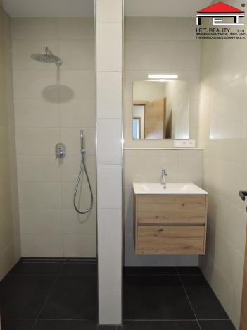 Prodej rodinného domu, Mezouň, 210 m2