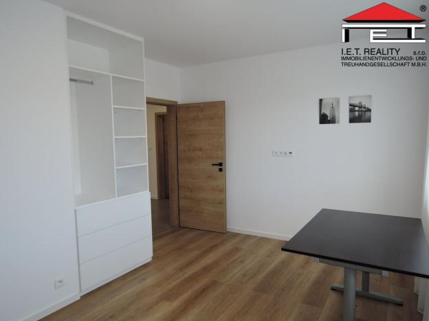 Prodej rodinného domu, Mezouň, 210 m2