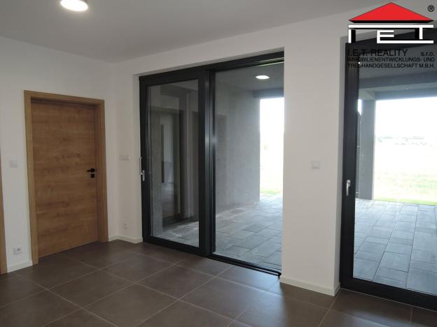 Prodej rodinného domu, Mezouň, 210 m2