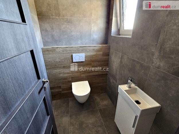 Prodej domu na klíč, Výrov, 200 m2