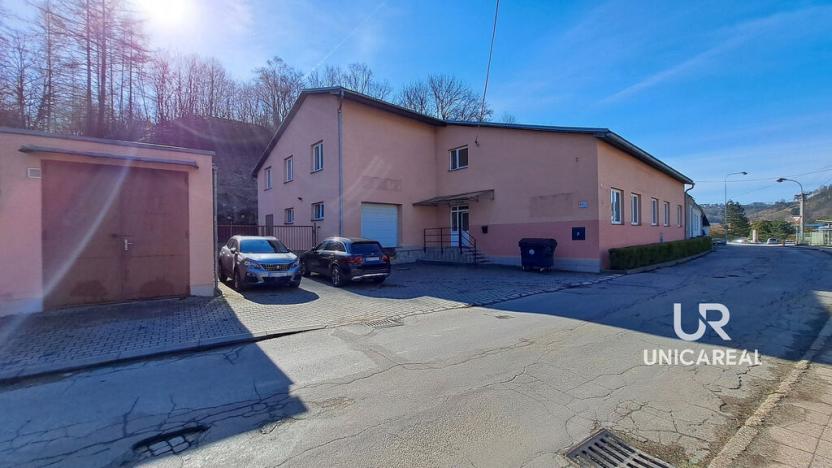 Prodej kanceláře, Letovice, U koupaliště, 834 m2