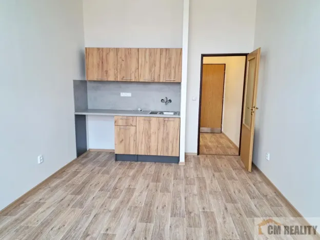 Pronájem bytu 1+kk, Prostějov, Poděbradovo nám., 23 m2