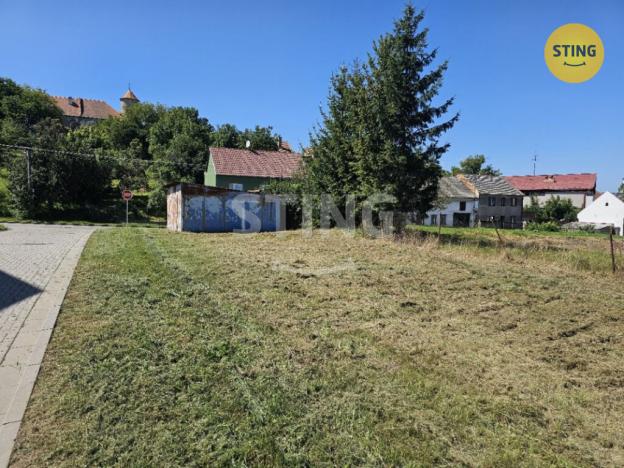 Prodej zahrady, Ptení, 729 m2