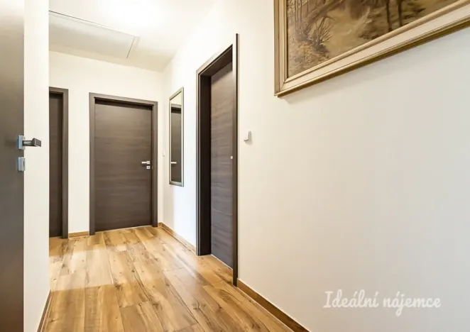 Pronájem bytu 3+kk, Hovorčovice, Střední, 76 m2