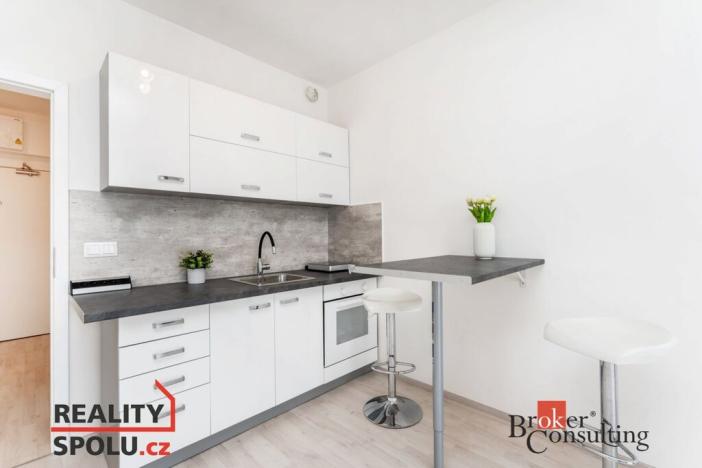 Prodej bytu 1+kk, Pardubice - Zelené Předměstí, Na Spravedlnosti, 29 m2