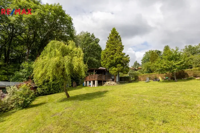 Prodej zahrady, Karlovy Vary, 555 m2