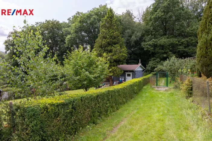 Prodej zahrady, Karlovy Vary, 555 m2