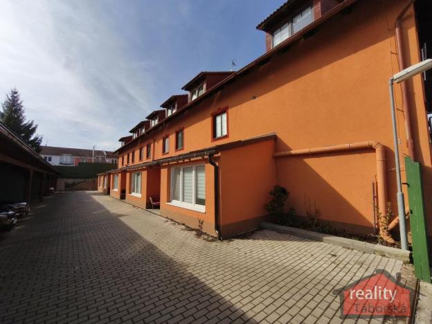 Prodej atypického bytu, Nupaky, 94 m2