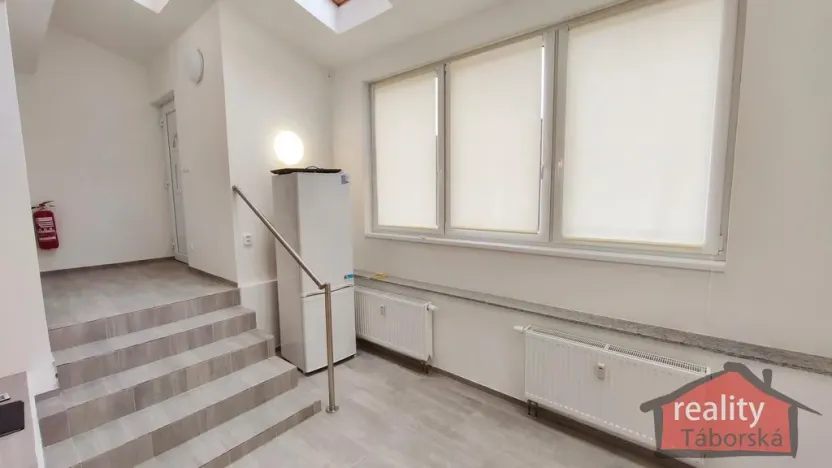 Prodej atypického bytu, Nupaky, 88 m2