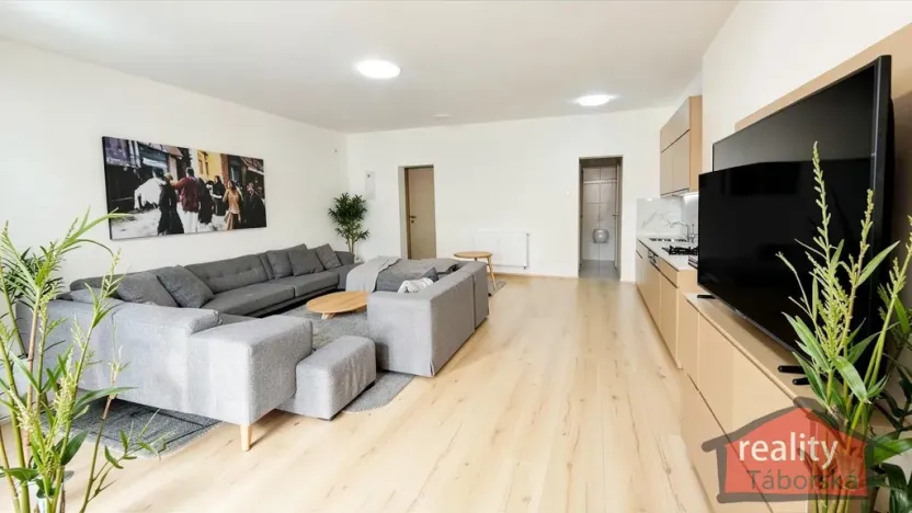 Prodej atypického bytu, Nupaky, 88 m2