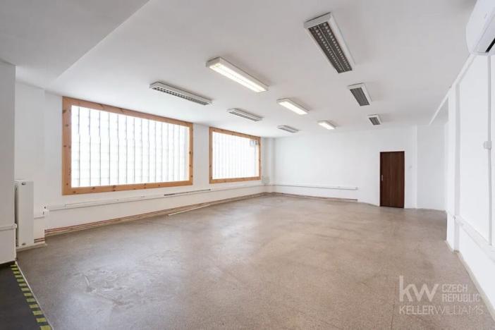 Pronájem kanceláře, Louny, Husova, 175 m2