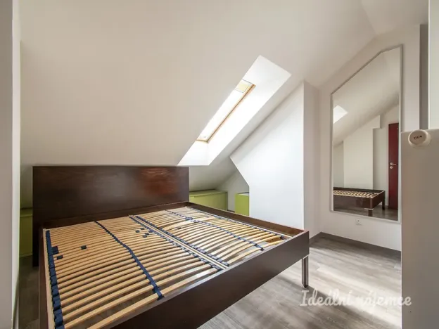 Pronájem bytu 3+kk, Praha - Holešovice, Ortenovo náměstí, 78 m2