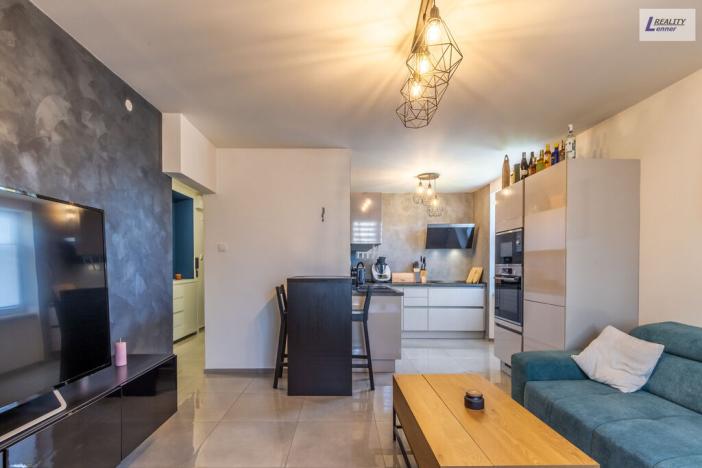 Prodej bytu 2+kk, Hořovice, 1. máje, 54 m2