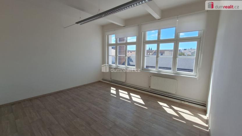 Pronájem kanceláře, Praha, Drtinova, 22 m2