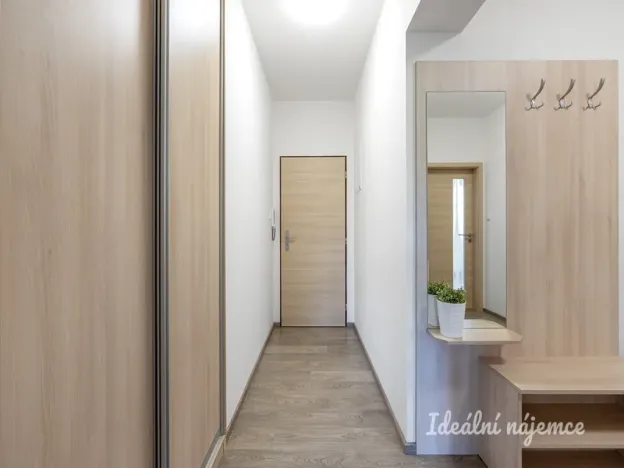 Pronájem bytu 2+kk, Hostivice, Sportovců, 60 m2