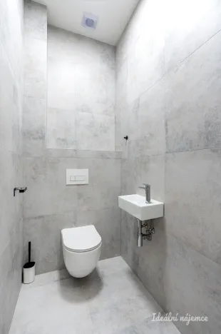 Pronájem bytu 2+kk, Praha - Kyje, Za černým mostem, 66 m2