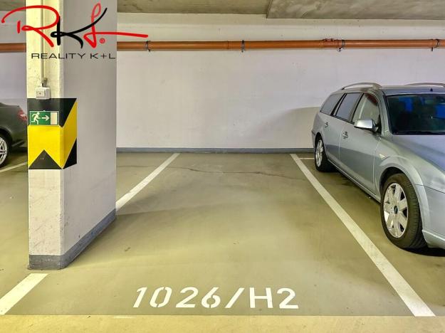 Pronájem garáže, Praha - Vysočany, Poděbradská, 12 m2