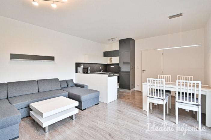 Pronájem bytu 2+kk, Slavkov u Brna, Kaunicova, 61 m2