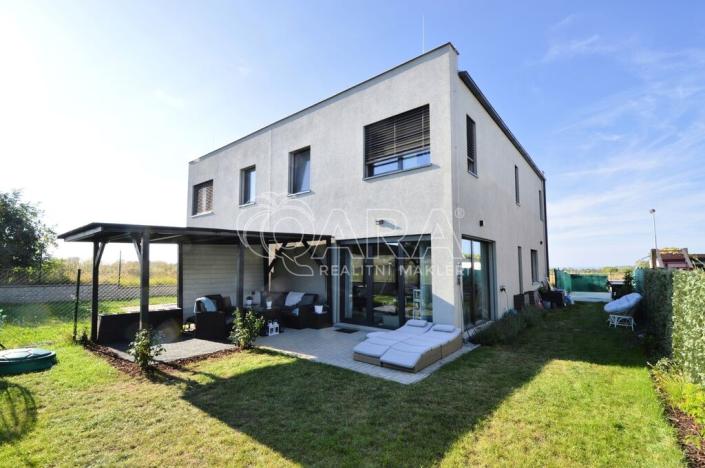 Pronájem rodinného domu, Praha - Kbely, Zamašská, 126 m2