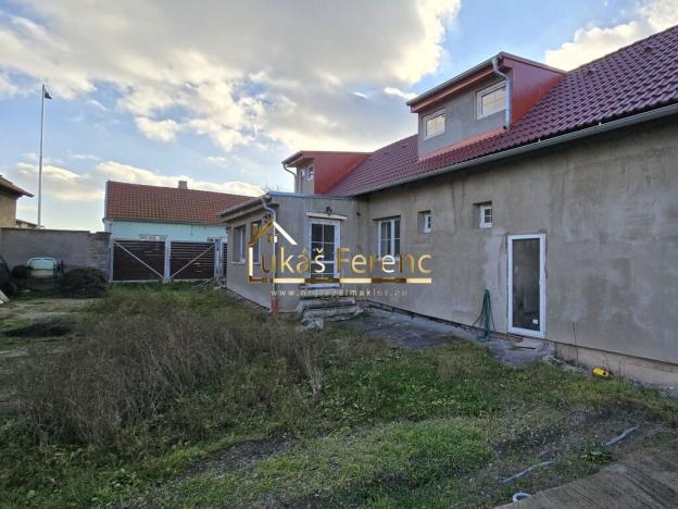 Prodej rodinného domu, Hrobce, Roudnická, 180 m2