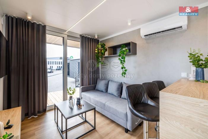 Prodej domu na klíč, Pardubice - Pardubice-Staré Město, Pernštýnské náměstí, 57 m2