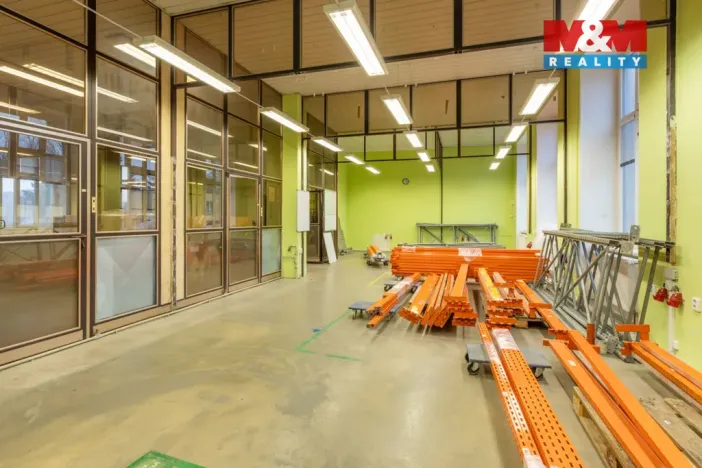 Prodej výrobních prostor, Rumburk - Rumburk 1, Komenského, 2387 m2