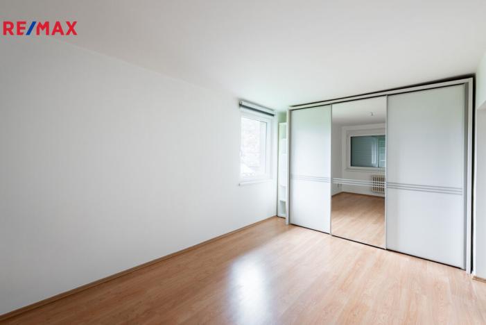 Prodej komerční nemovitosti, Měchenice, Hlavní, 330 m2