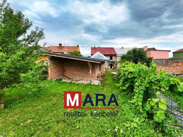 Prodej rodinného domu, Charváty, 172 m2