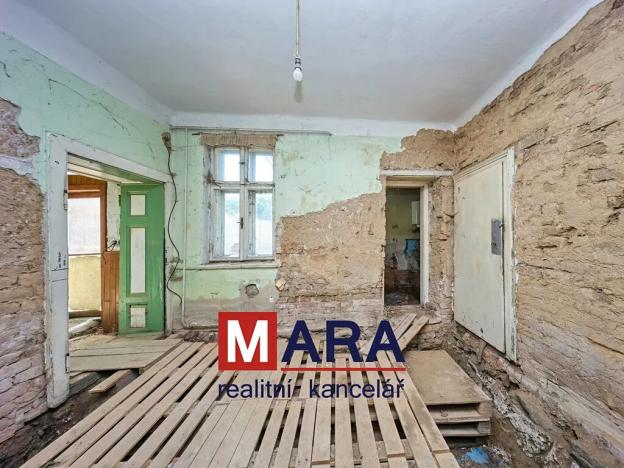 Prodej rodinného domu, Charváty, 172 m2