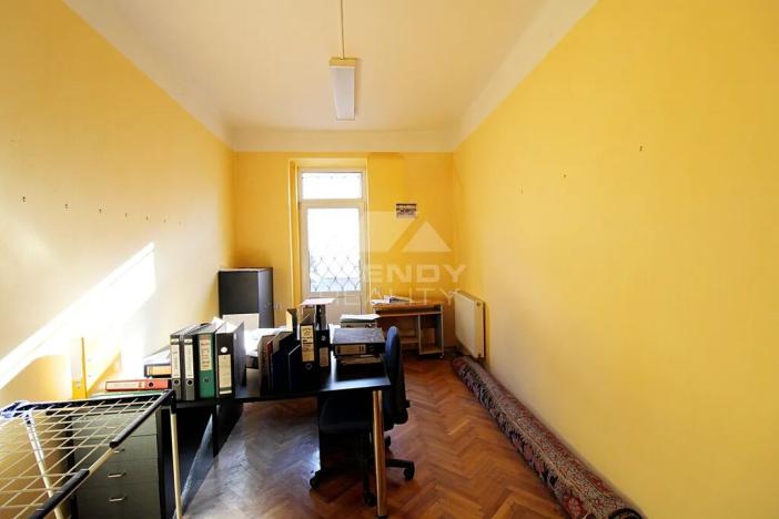 Prodej obchodního prostoru, Plzeň, Pod Všemi svatými, 450 m2