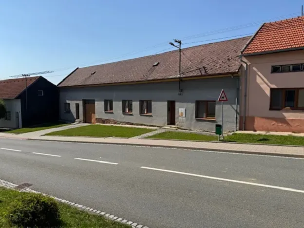 Prodej rodinného domu, Roštín, 172 m2