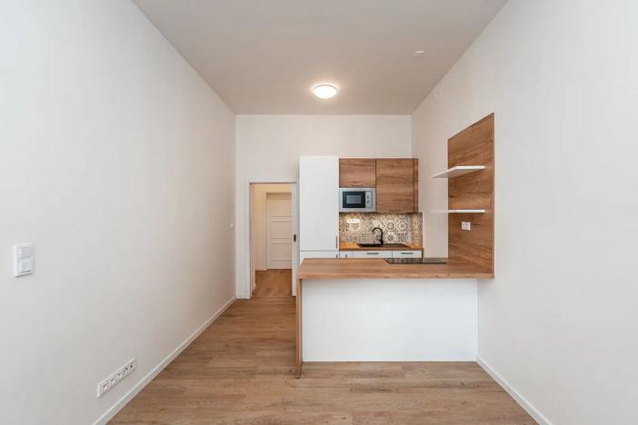 Pronájem bytu 2+kk, Praha - Žižkov, Chlumova, 42 m2