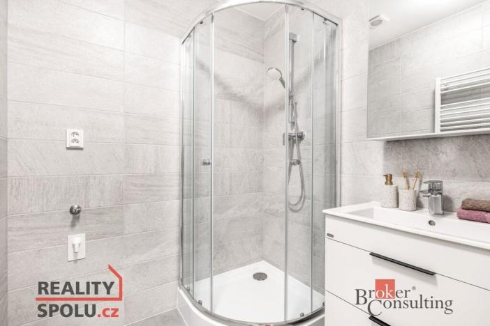 Prodej bytu 3+1, Praha - Modřany, Urbánkova, 79 m2