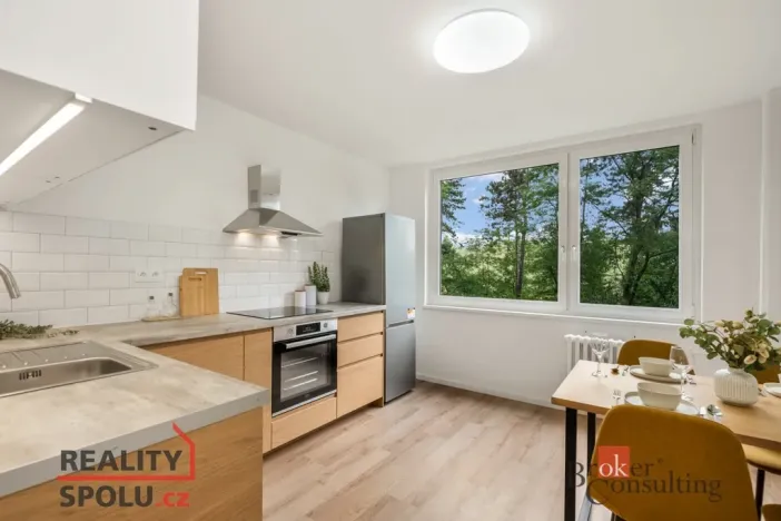 Prodej bytu 3+1, Praha - Modřany, Urbánkova, 79 m2