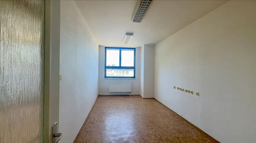 Prodej skladu, Hradec Králové, Kovová, 982 m2