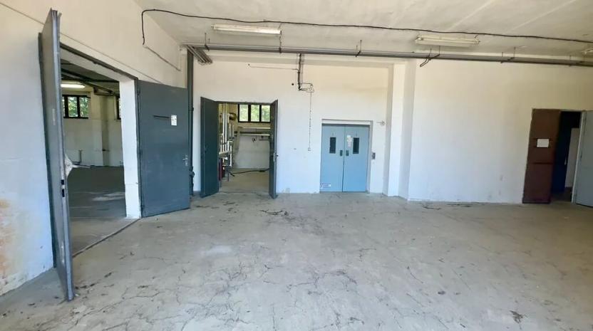 Prodej skladu, Hradec Králové, Kovová, 982 m2