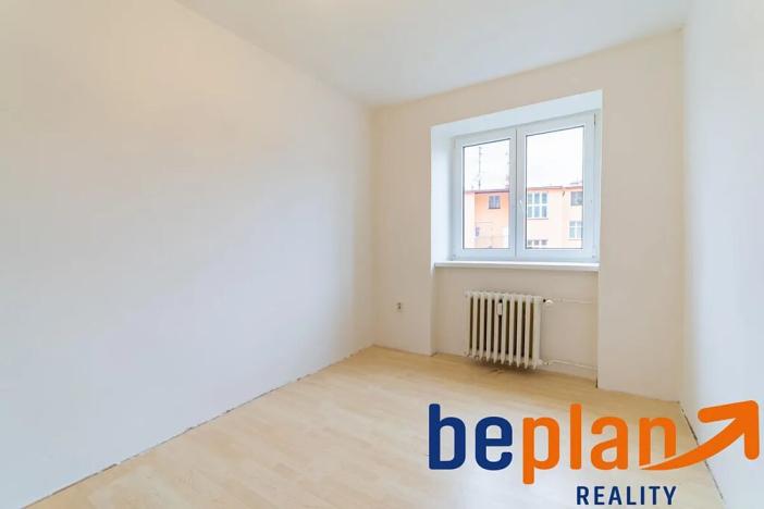 Prodej bytu 3+1, Karlovy Vary, Kvapilova, 83 m2