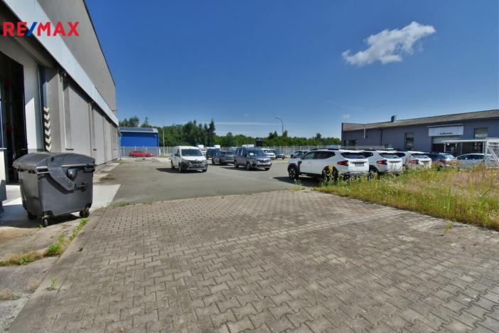 Pronájem skladu, Hradec Králové - Slezské Předměstí, Bratří Štefanů, 754 m2