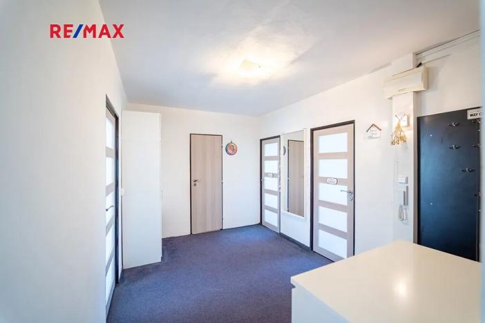 Prodej bytu 4+1, Praha - Řepy, Španielova, 90 m2